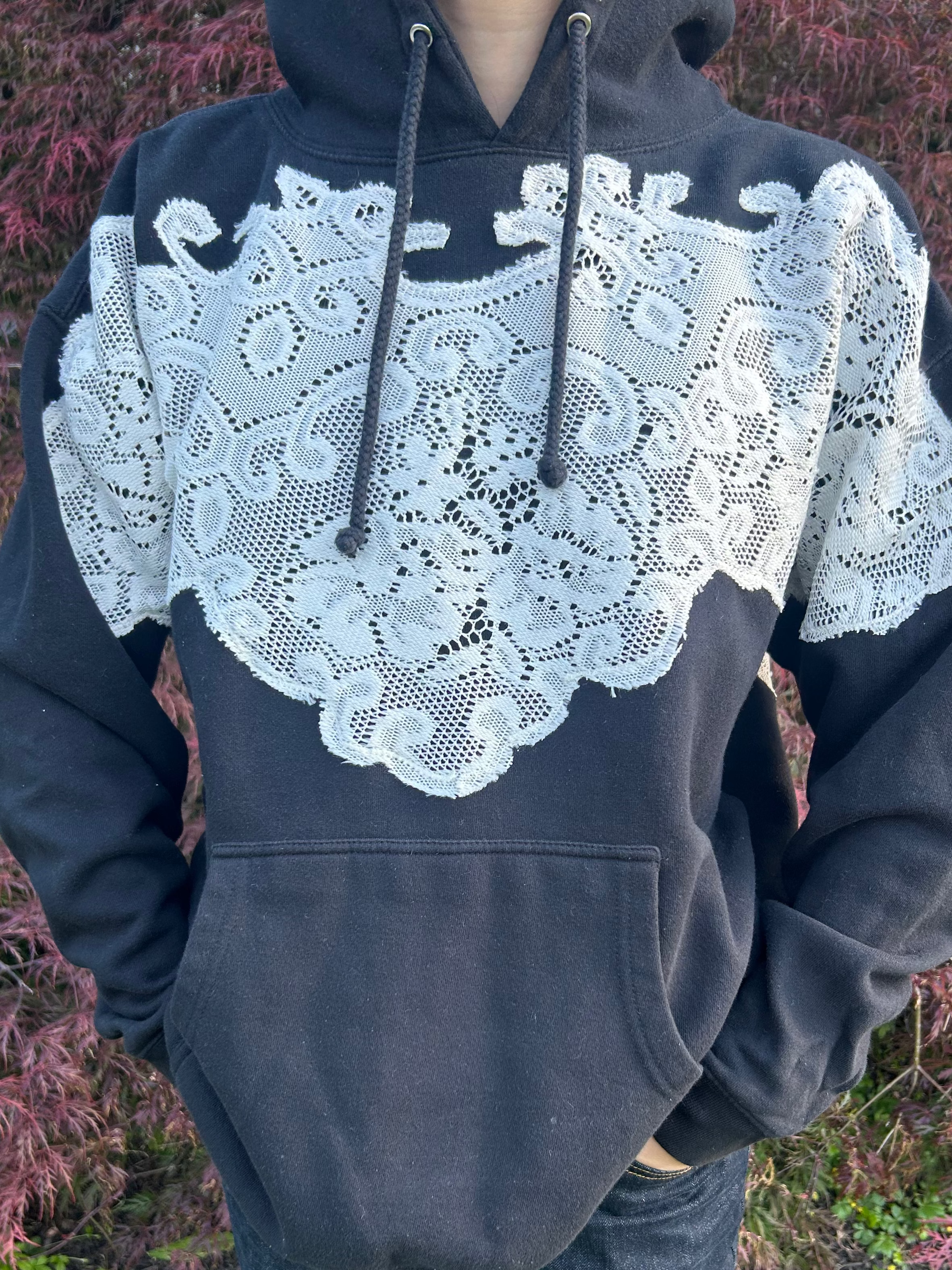 Black lace hoodie 🎱🤍