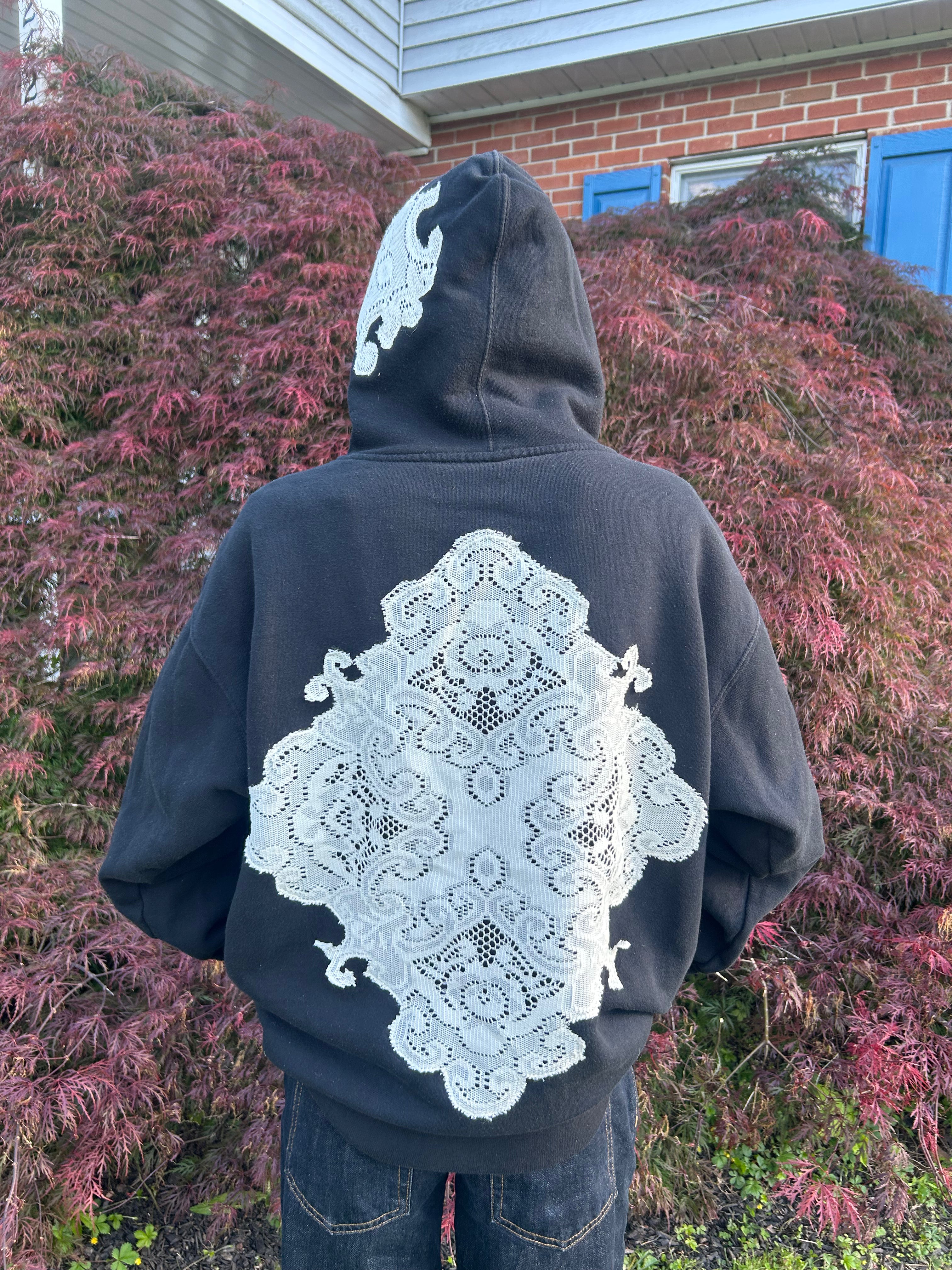 Black lace hoodie 🎱🤍